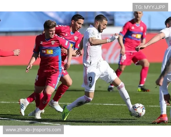 西甲联赛全部球队队服:西甲联赛各球队的赛季队服与设计亮点 西甲联赛全部球队队服:西甲联赛各球队的赛季队服与设计亮点